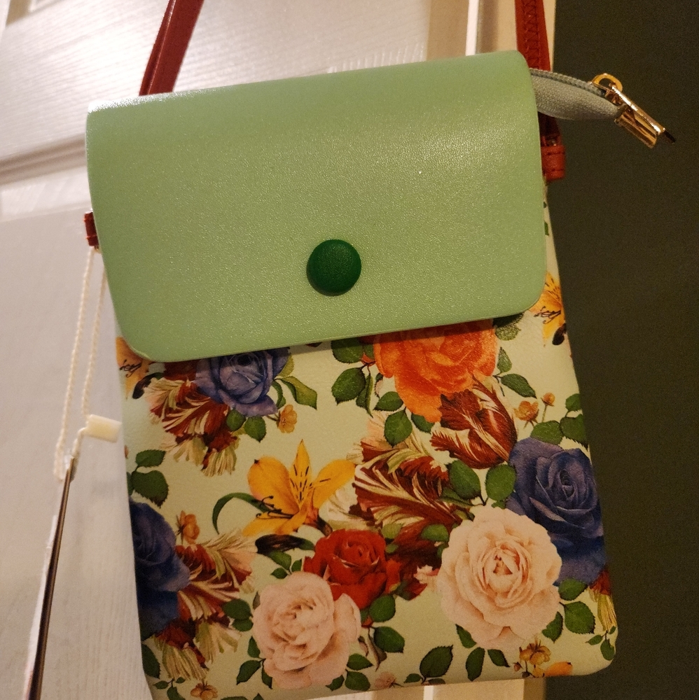Vegan crossbody purse